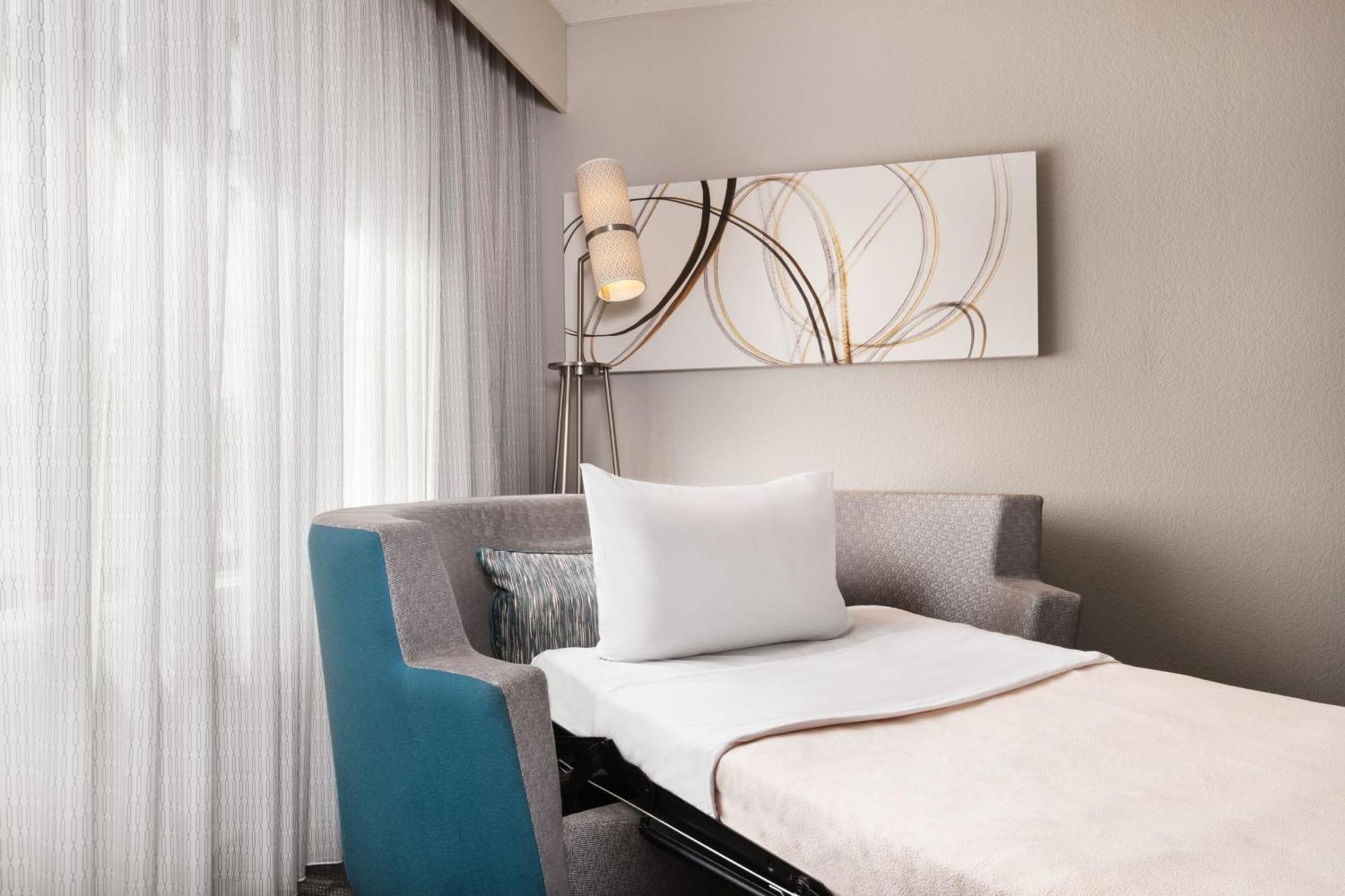 Courtyard By Marriott Daytona Beach Speedway/Airport Екстериор снимка