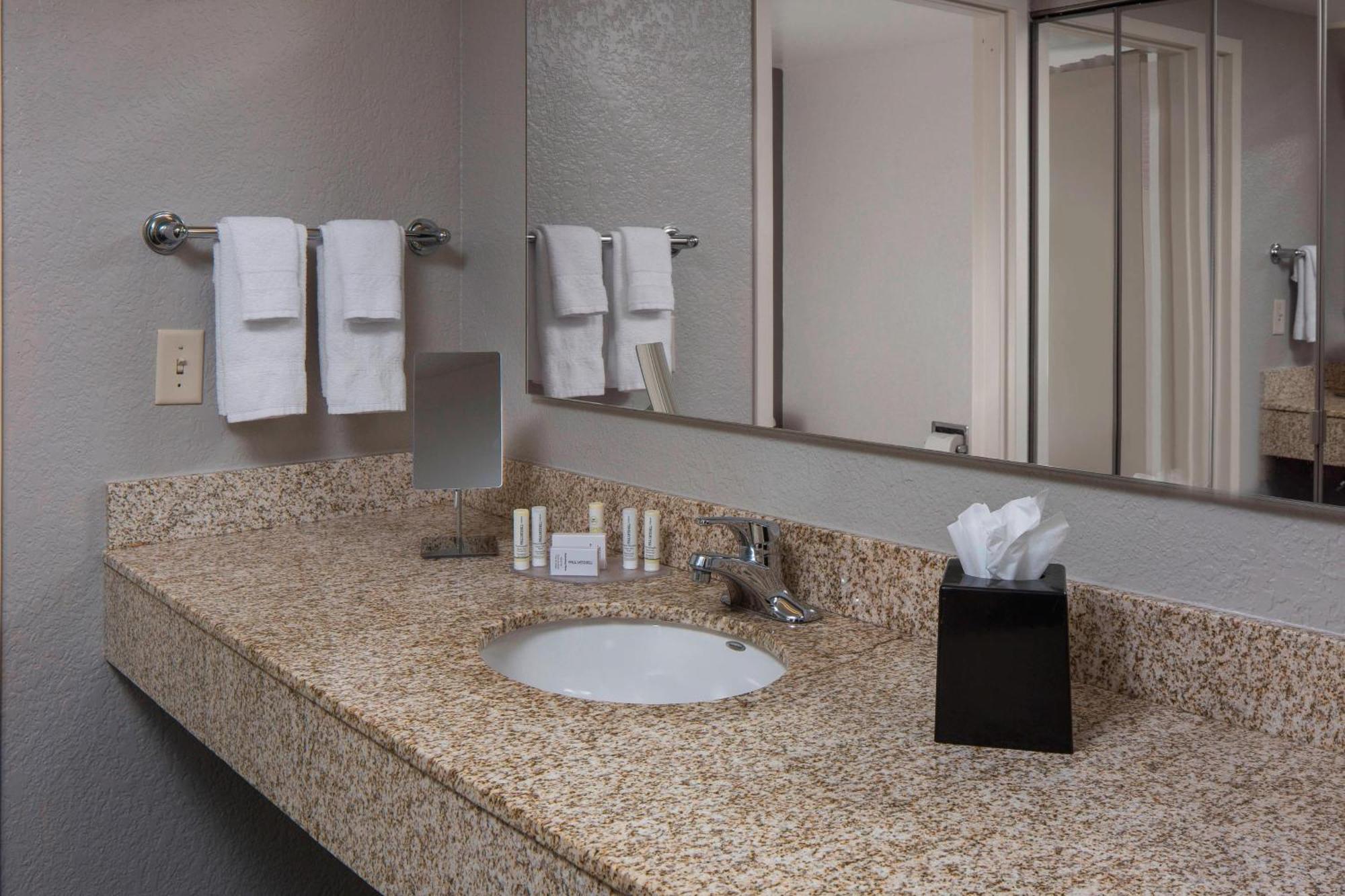 Courtyard By Marriott Daytona Beach Speedway/Airport Екстериор снимка